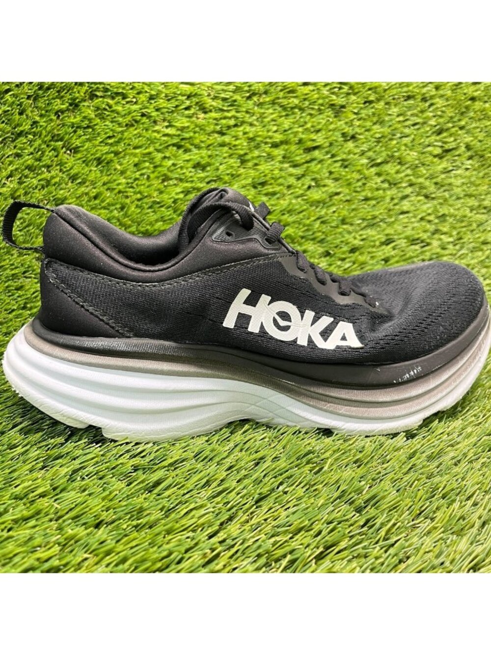 Hoka One One Bondi 8 Women Size 7.5D Black White Athletic Running Shoes Sneakers
